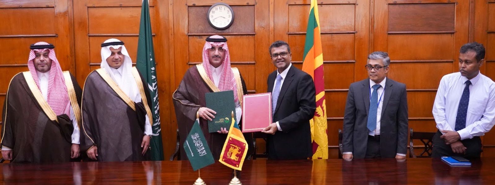 SL signs Bilateral Amendatory Loan Agreement